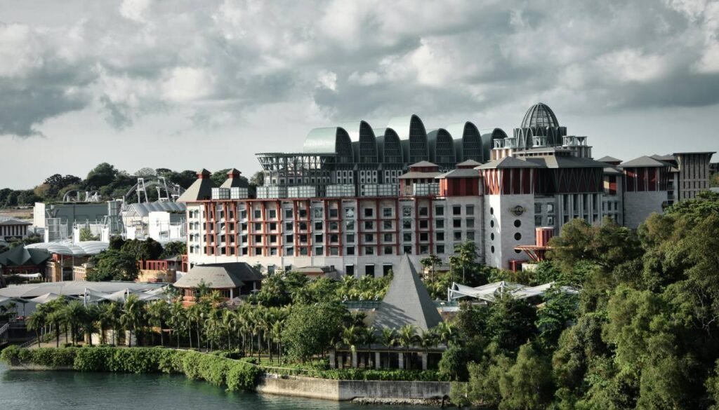 pexels-joerg-hartmann-626385254-34428206 (1)