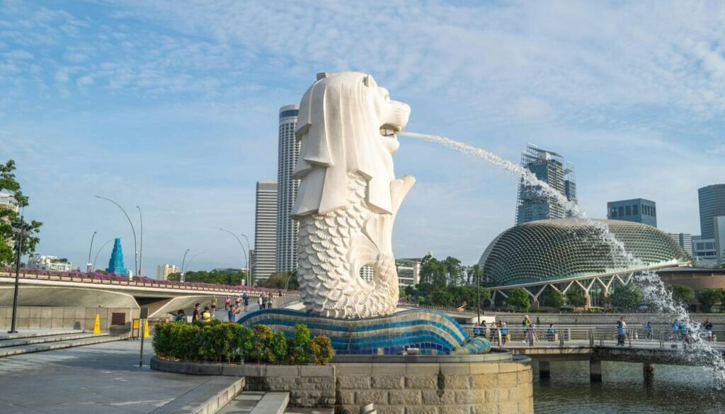 pexels-virginiachien-29941695 (1)