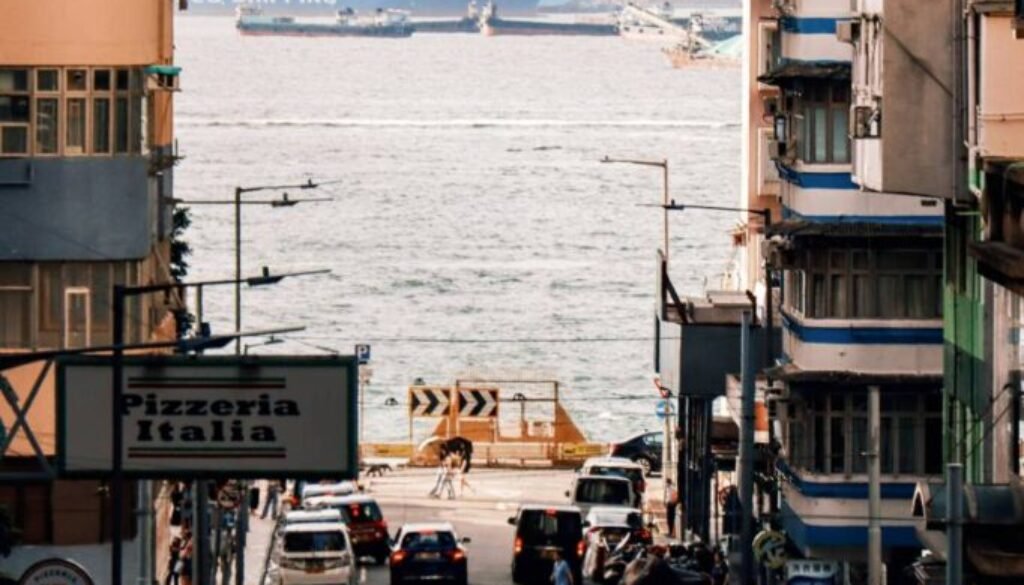 pexels-jeffrey-lau-770172754-28924877 (1)